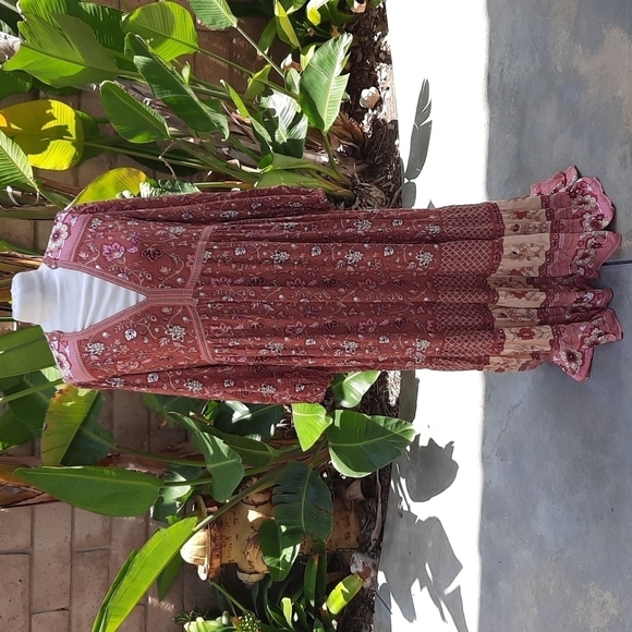 Spell and the Gypsy Portobello gown wine small - Picture 3 of 10